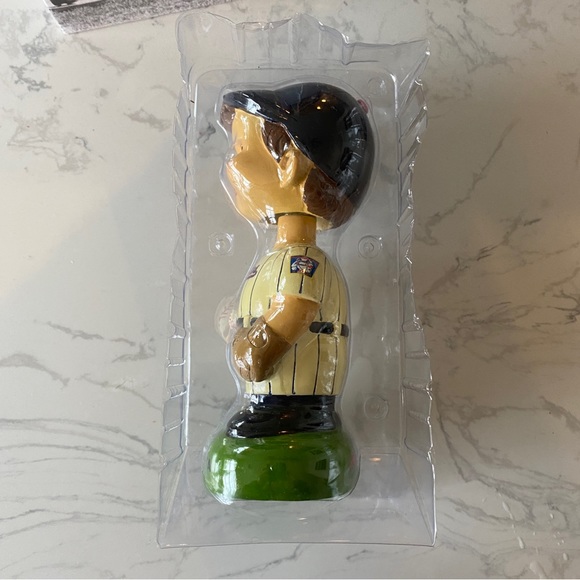 2015 “Vintage” Twins Bobblehead by Kwik Trip, NIB - Picture 6 of 11